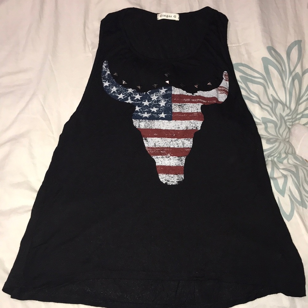 Sleeveless shirt